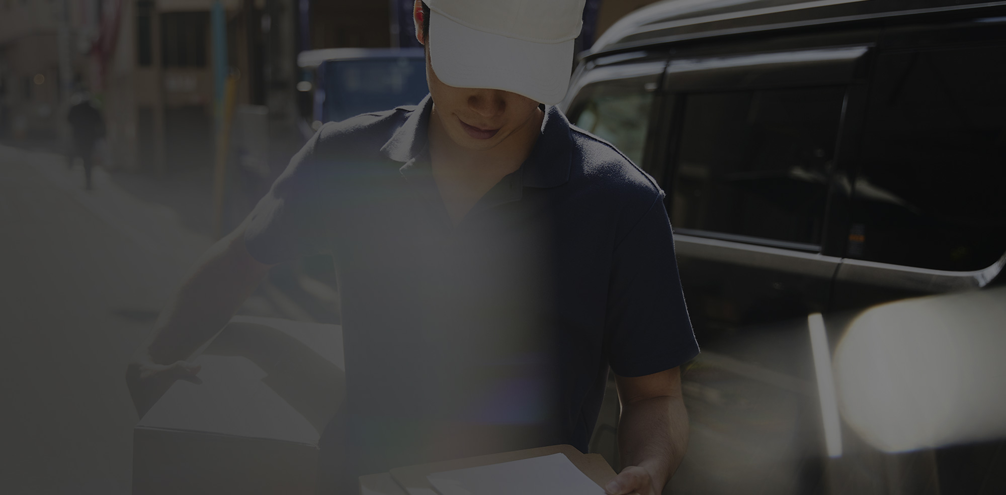 仕事も夢も、自分次第。 軽貨物で本気の成り上がりを。